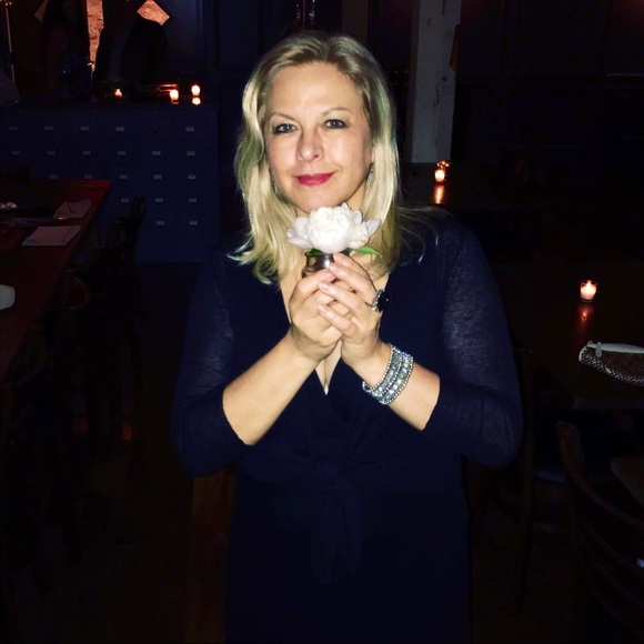 Meet your Posher, Carmen - Picture 1 of 1